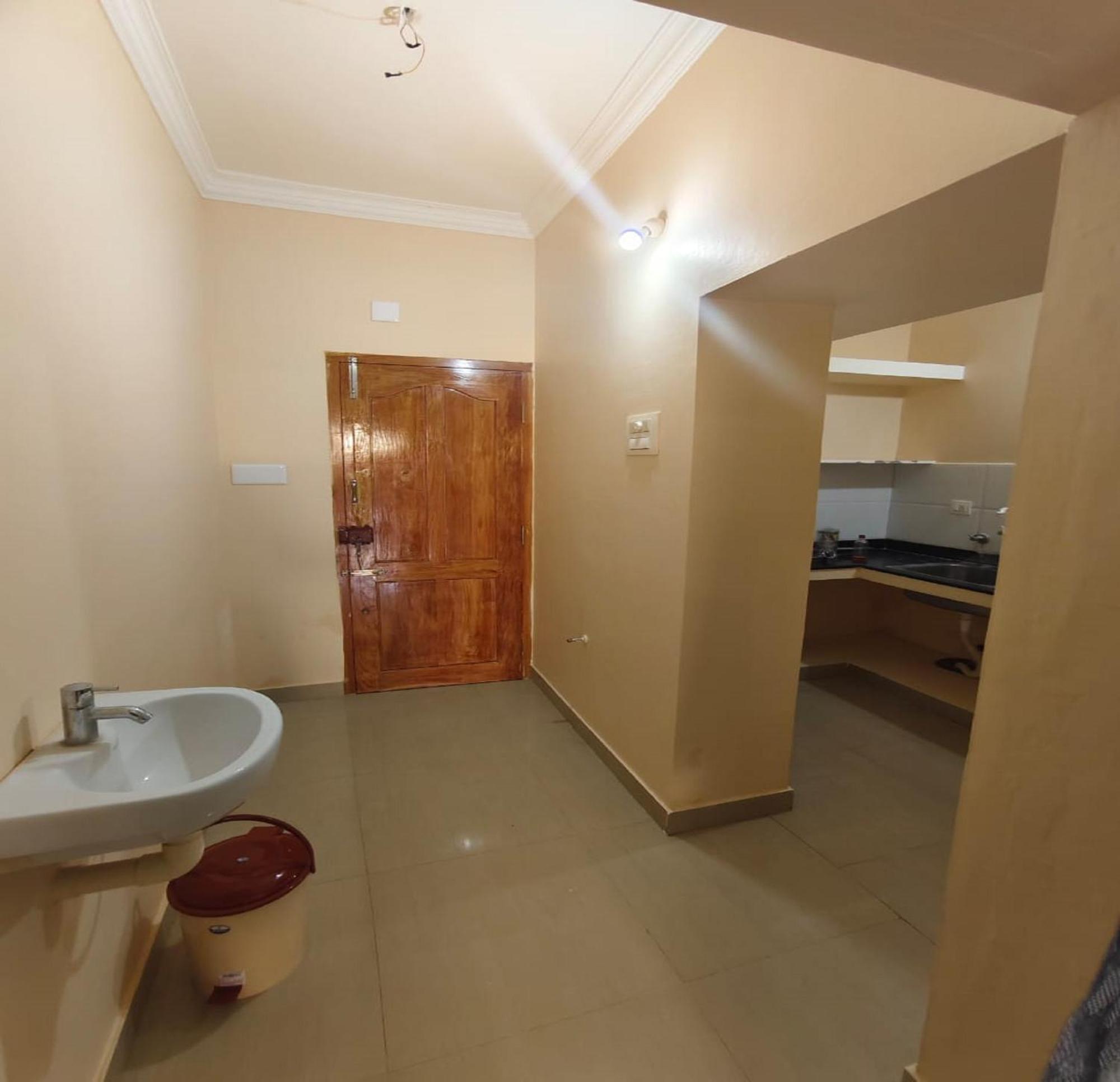 Arumugam Residency Ac Тиручендур Экстерьер фото